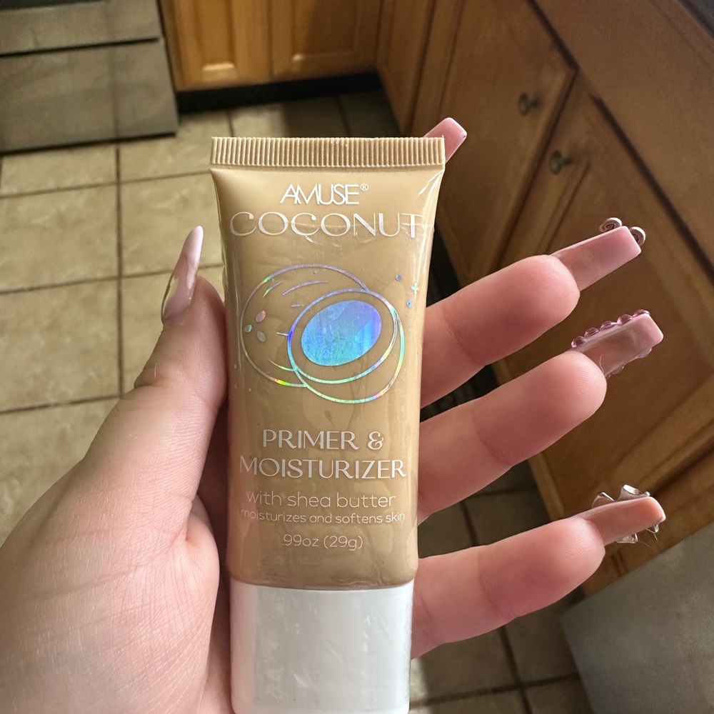 Amuse Coconut Primer & Moisturizer